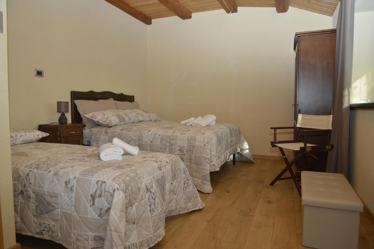 Agriturismo Ai Pruesot Bagnolo Piemonte Exterior photo